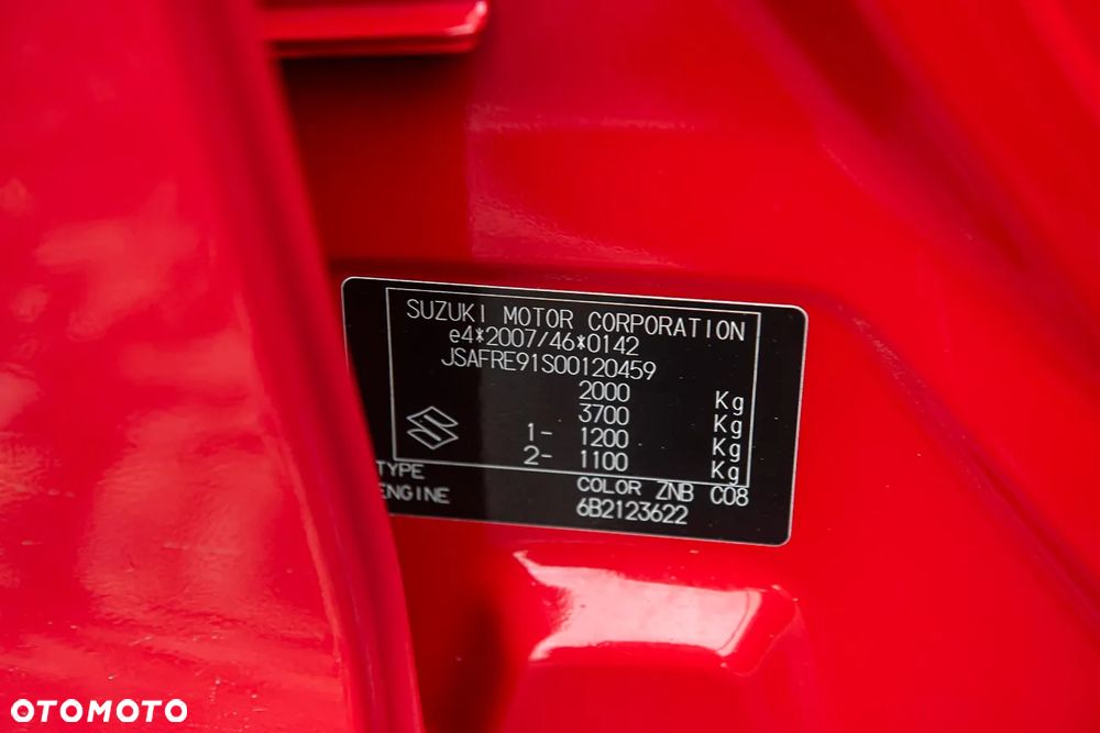 Suzuki Kizashi 2.4 Sport - 27