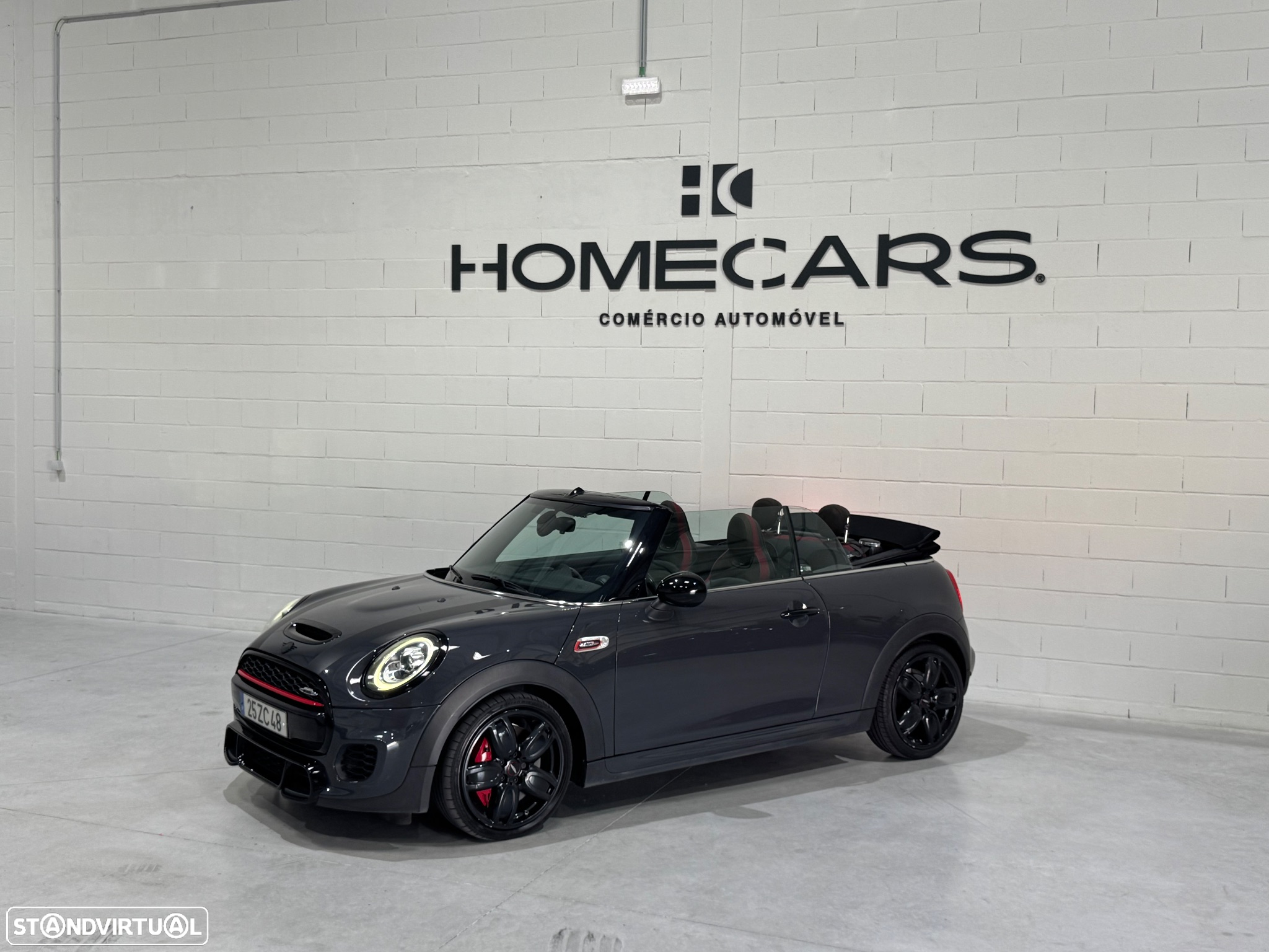 MINI Cabrio John Cooper Works Auto Desportiva - 11