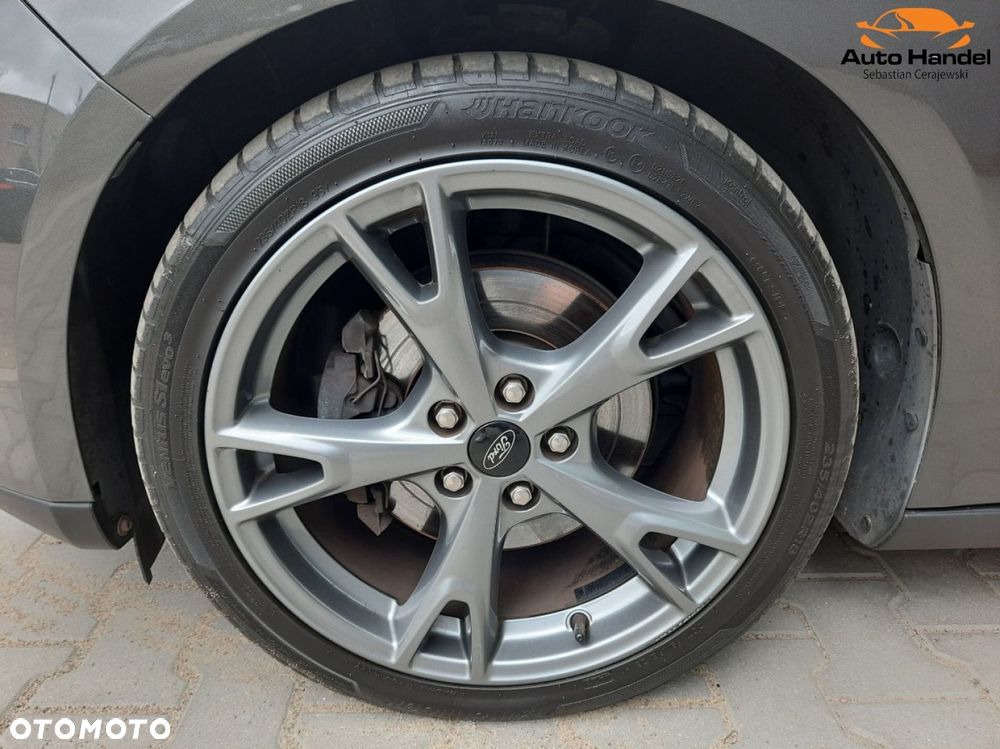Ford Focus 2.0 EcoBlue Titanium - 19