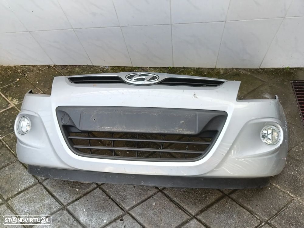 Para choques Hyundai i20 2010 - 1