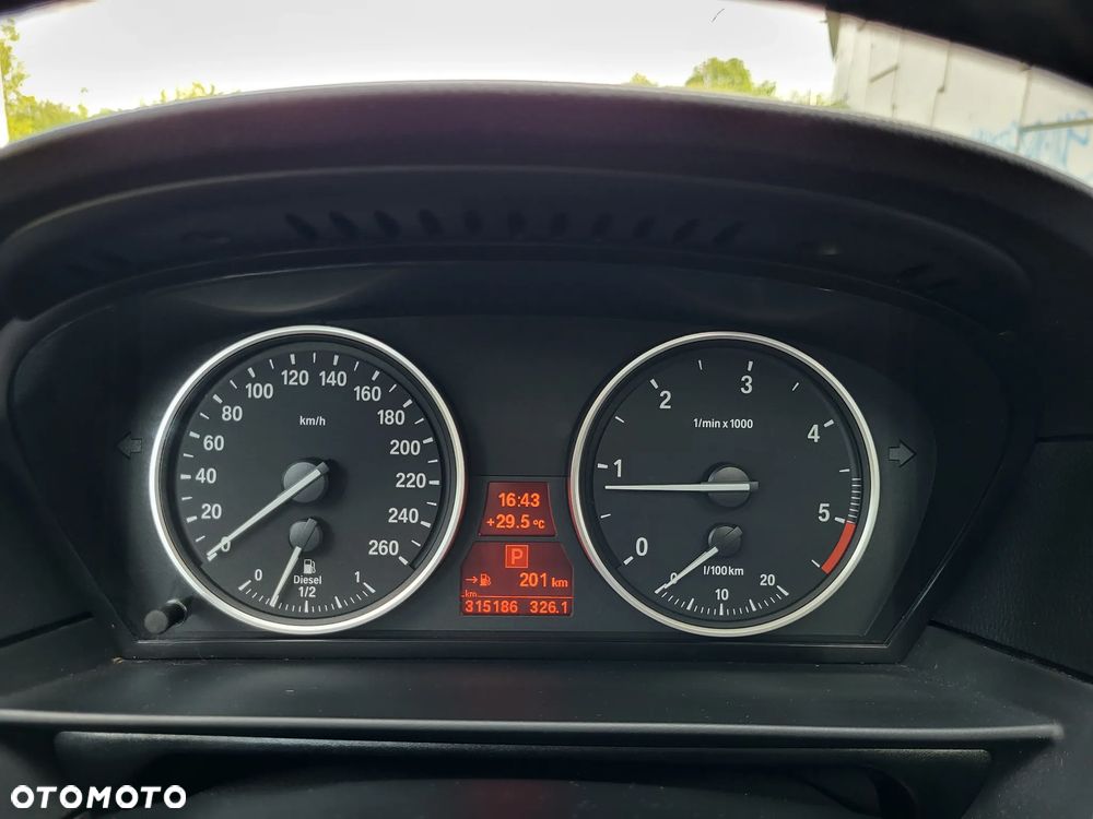 BMW Seria 5 520d - 9