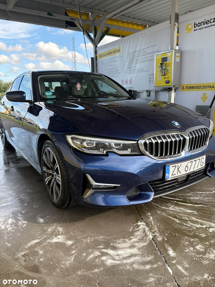 BMW Seria 3 320d Luxury Line - 1