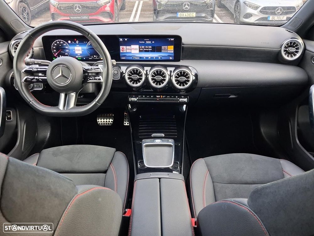 Mercedes-Benz A 250 - 18