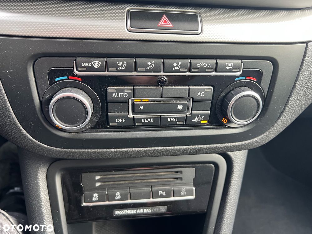 Volkswagen Sharan - 32