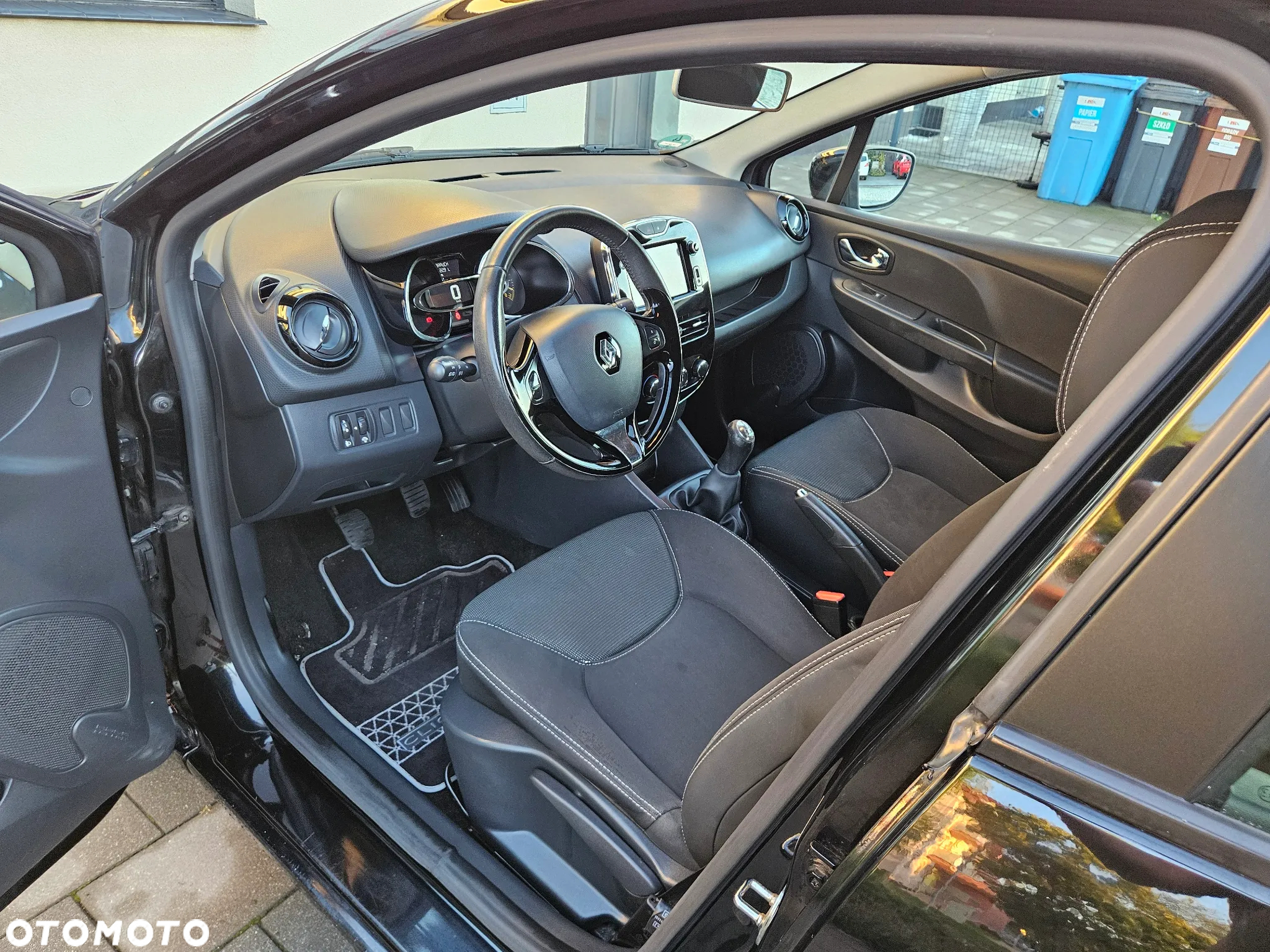 Renault Clio 1.2 16V Alize - 8