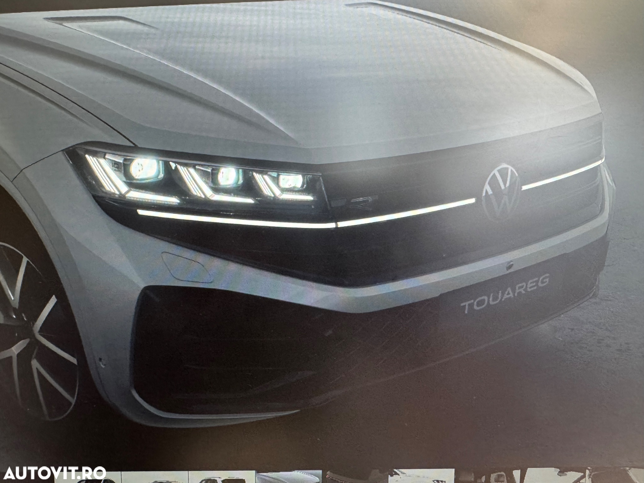 Volkswagen Touareg V6 TDI 4MOTION R-Line - 5