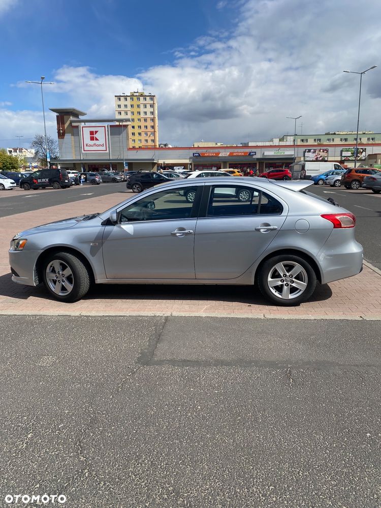 Mitsubishi Lancer 1.8 Inform - 3