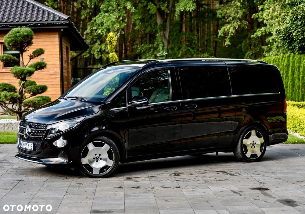 Mercedes-Benz Klasa V 300 d lang 4Matic 9G-TRONIC Exclusive Edition - 22
