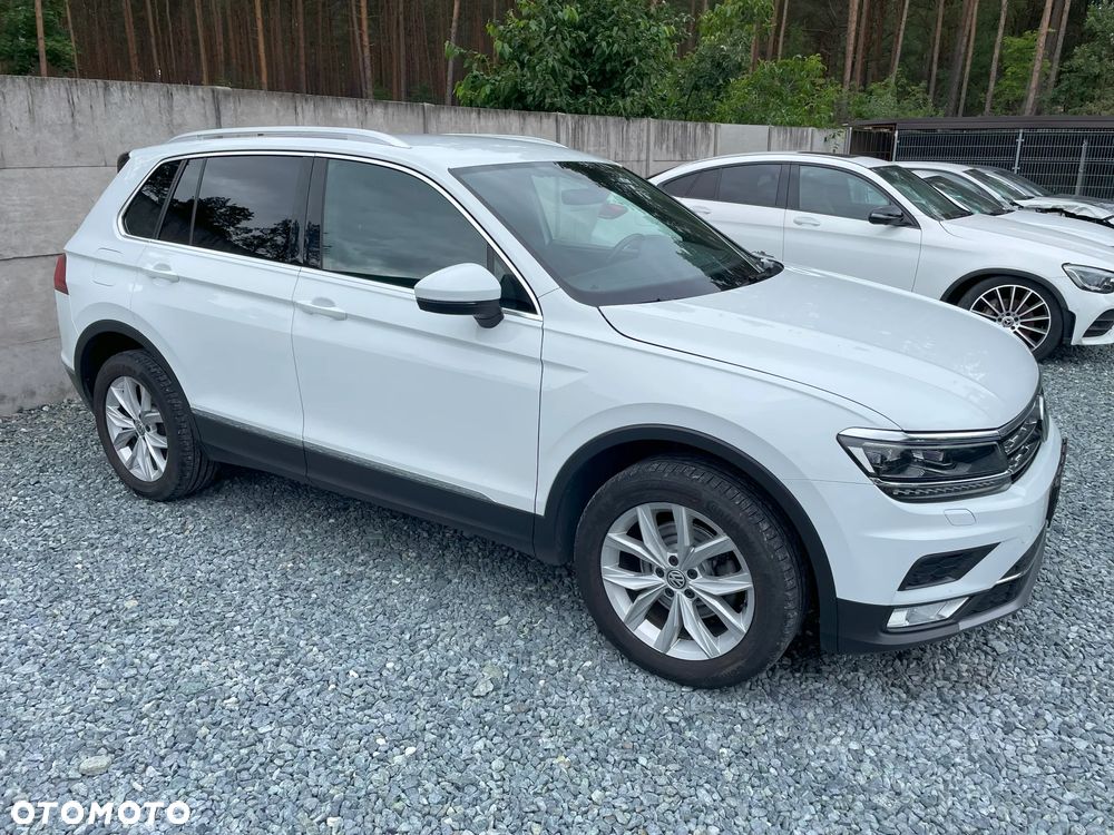 Volkswagen Tiguan 2.0 TDI 4Mot Sport&Style DSG - 9