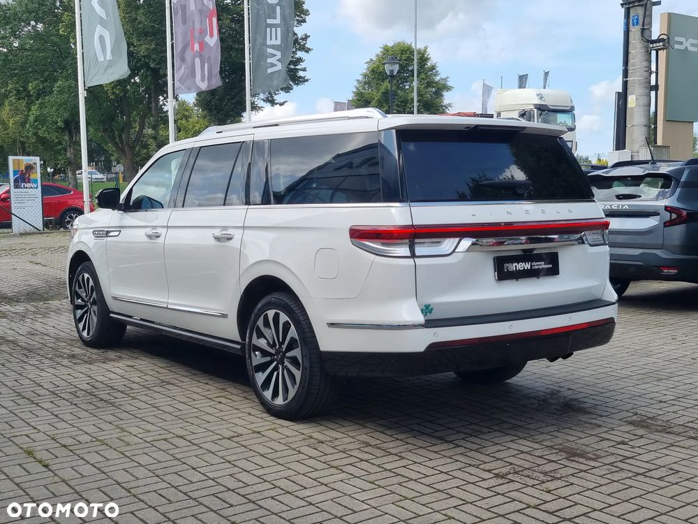 Lincoln Navigator - 5