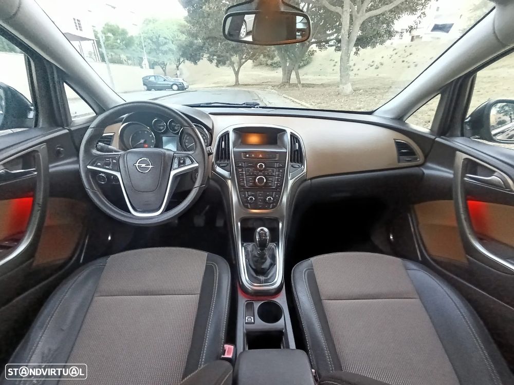 Opel Astra Sports Tourer 1.7 CDTi Cosmo - 11