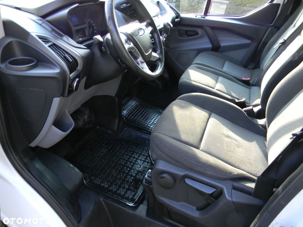 Ford Transit Custom - 34