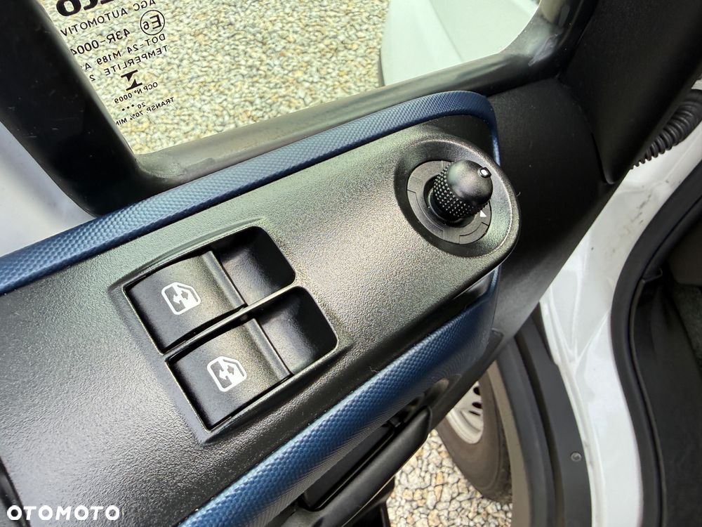 Iveco 2021/Daily 35-180VP/ 3.0 180KM/Poduszki/furgon Maxi/PDC/Radio DAB/Tempomat/hak 3,5T - 30