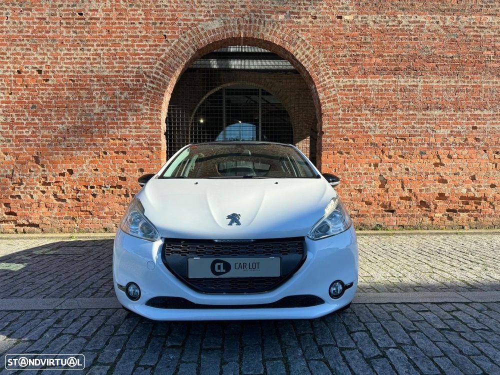 Peugeot 208 1.2 PureTech Allure - 3
