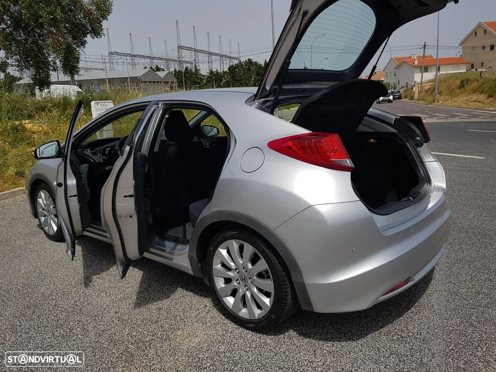 Honda Civic 1.4 i-VTEC Sport Navi - 53