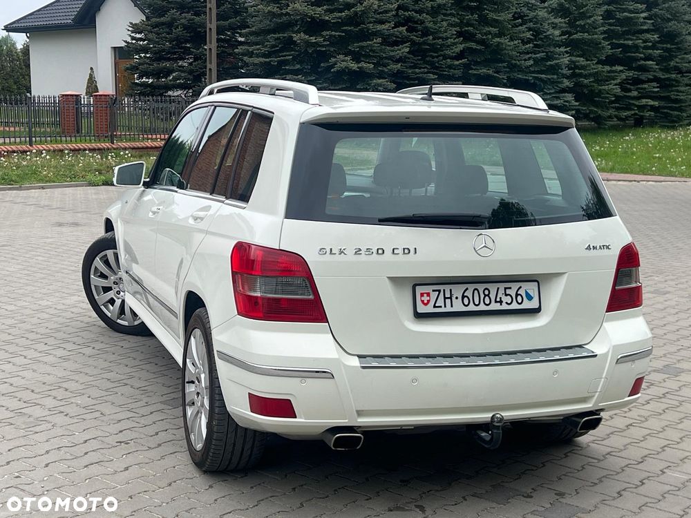Mercedes-Benz GLK 250 CDI DPF 4Matic BlueEFFICIENCY 7G-TRONIC - 12