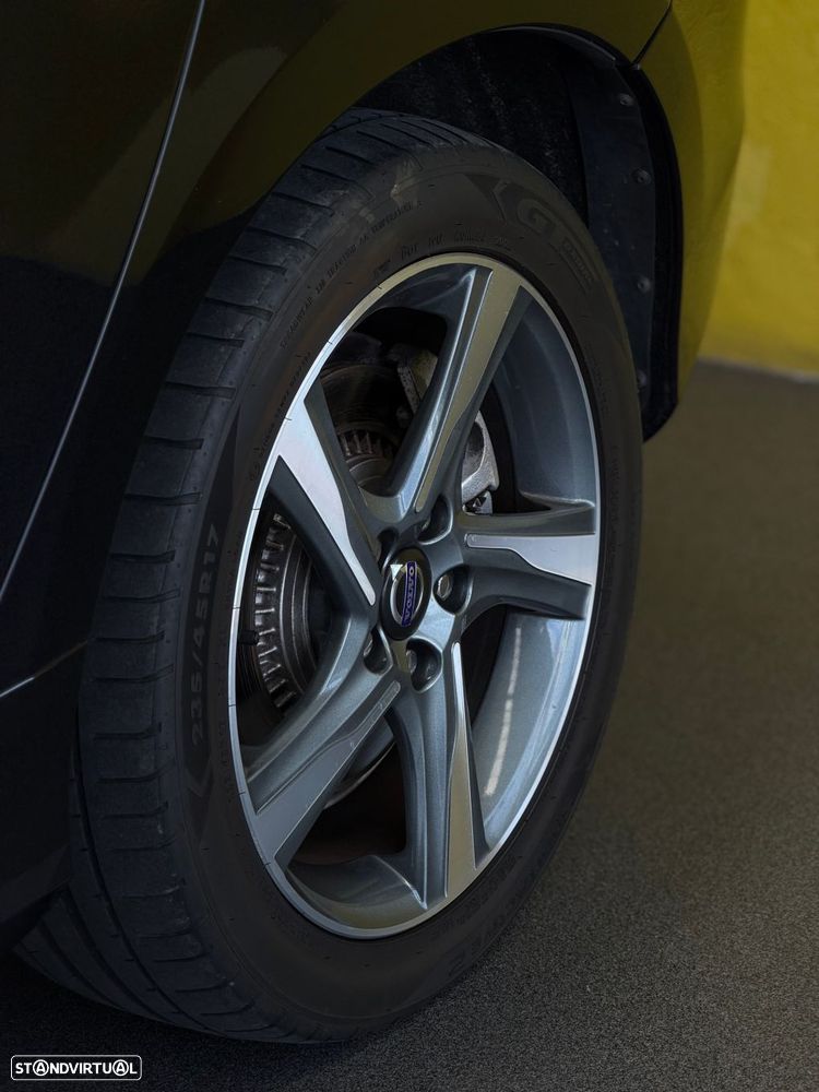Volvo V60 - 19