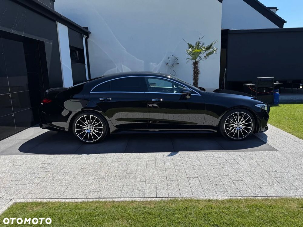 Mercedes-Benz CLS 300 d 9G-TRONIC AMG Line - 4