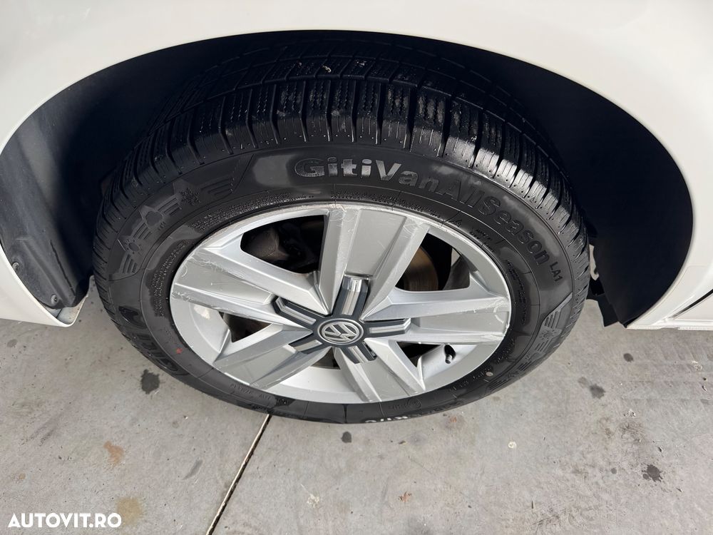 Volkswagen Multivan - 34