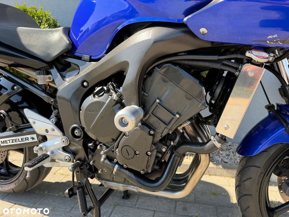 Yamaha FZ - 14