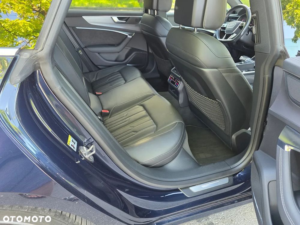 Audi A7 Sportback - 13