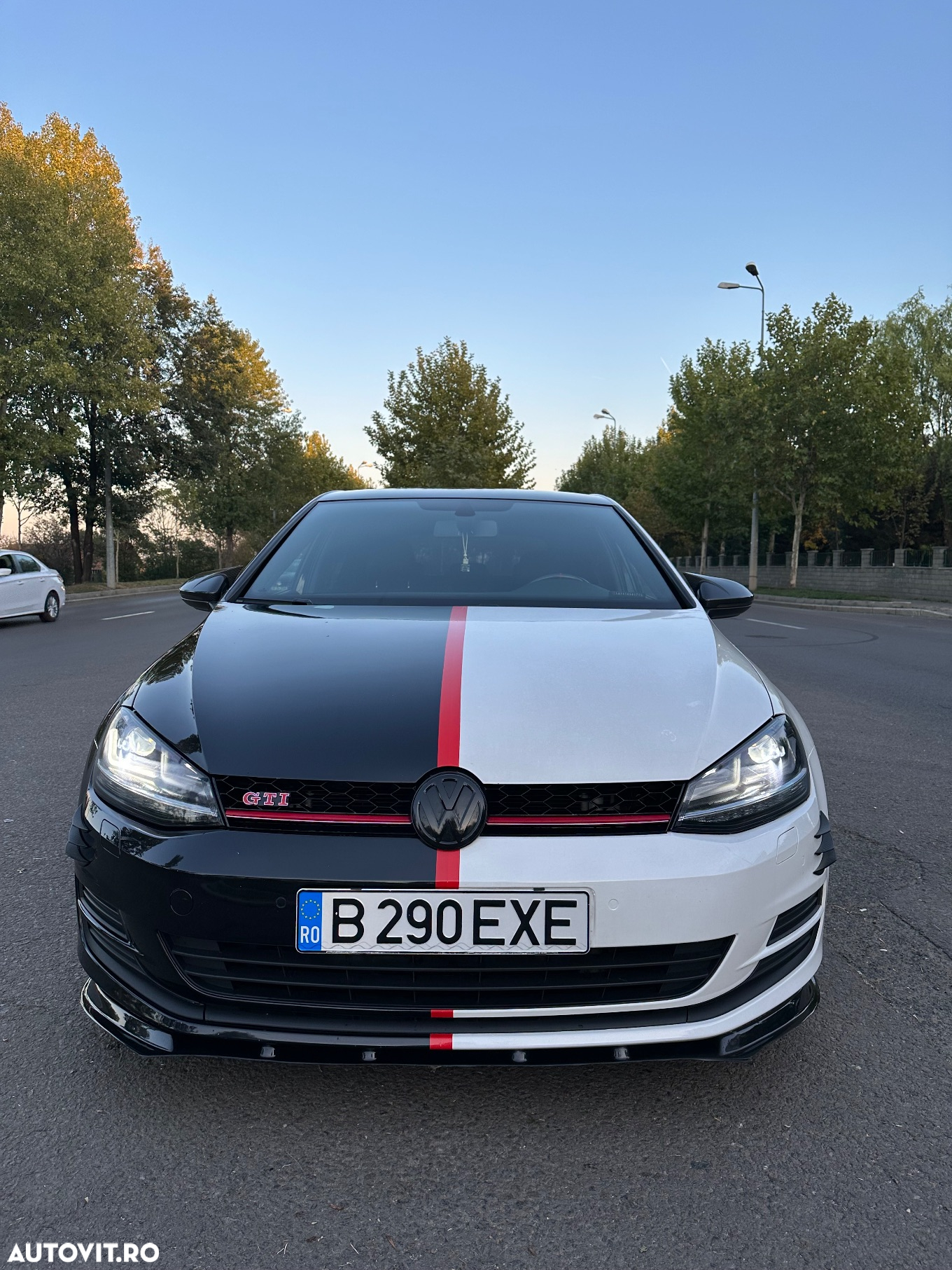 Volkswagen Golf 1.6 TDI BMT Comfortline - 2