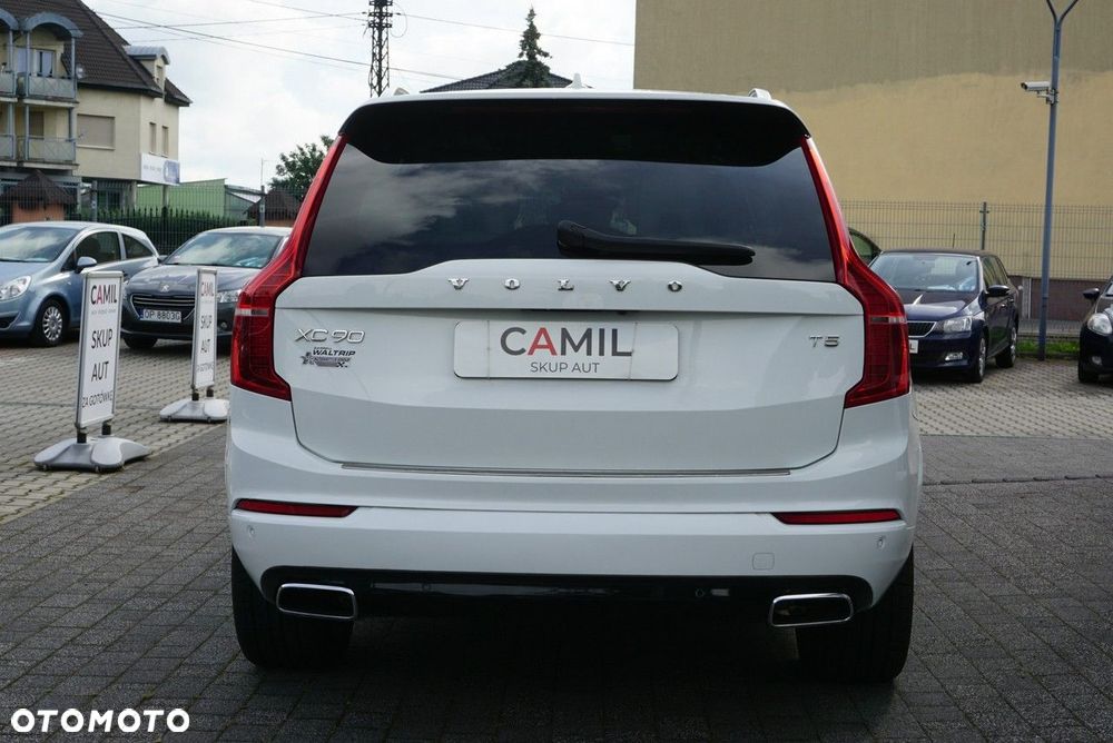 Volvo XC 90 - 5