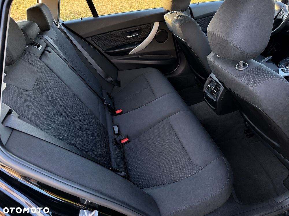 BMW Seria 3 - 11