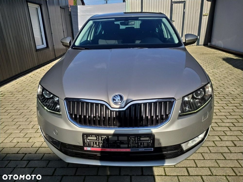 Skoda Octavia 1.4 TSI Edition DSG - 13