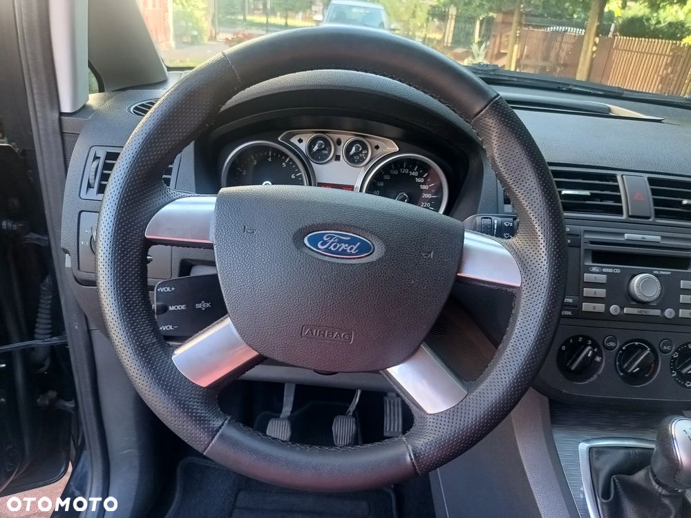 Ford C-MAX - 19