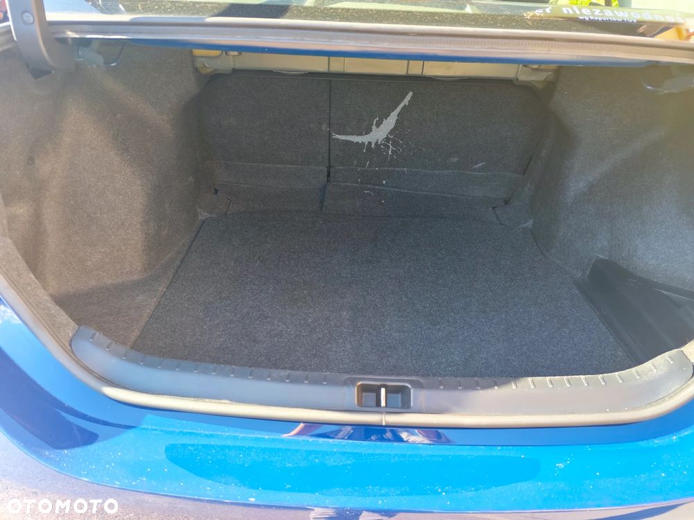 Toyota Corolla 1.6 Active - 13