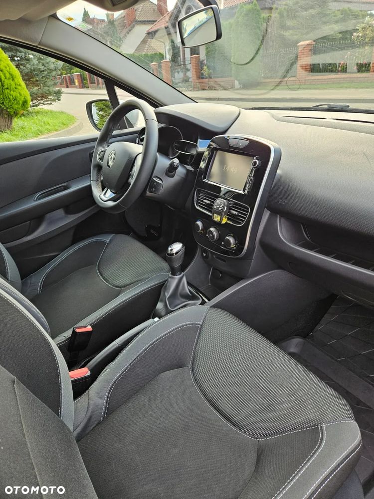 Renault Clio 1.2 16V Alize - 14