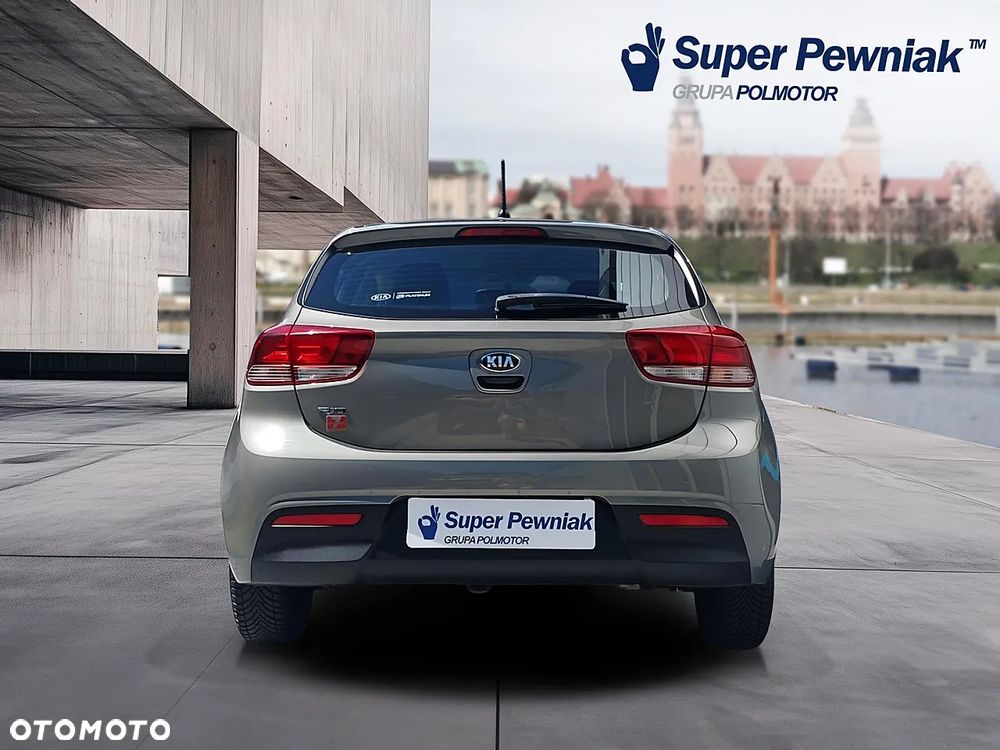 Kia Rio 1.4 M - 4