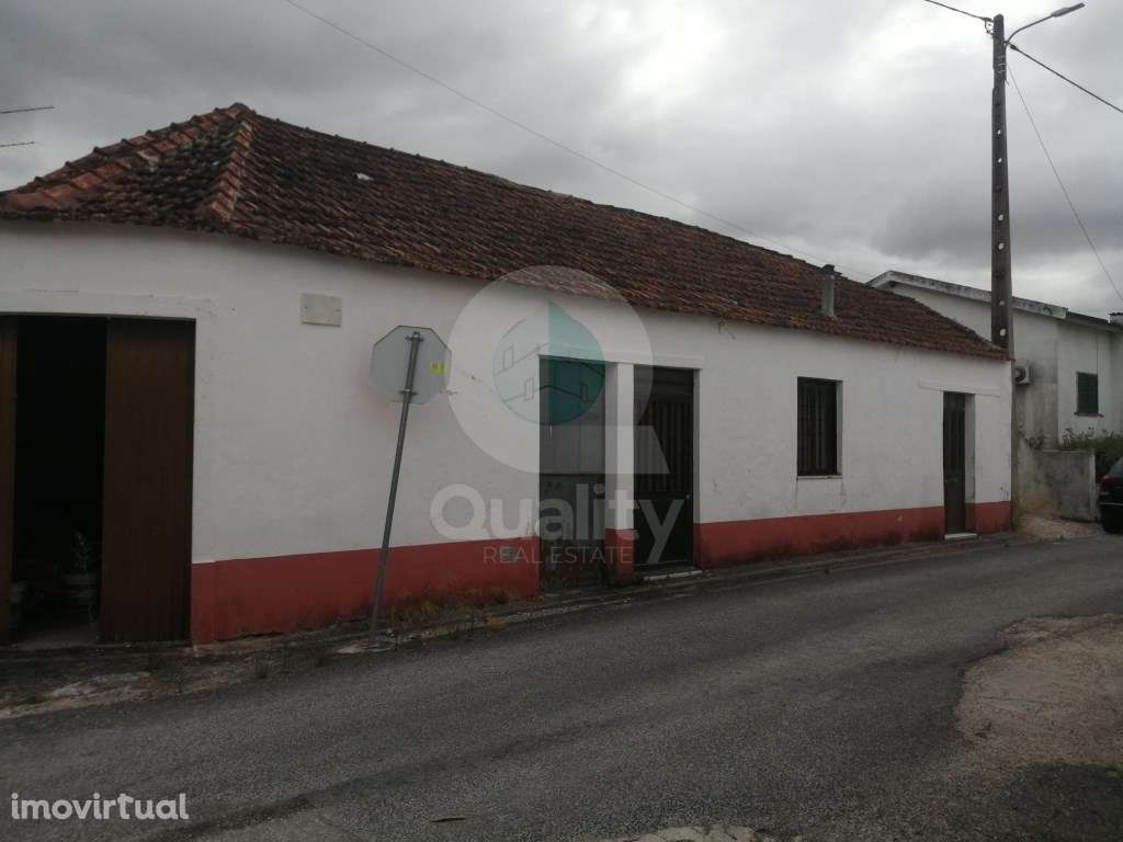 Moradia Isolada T4 em Gouxaria - Alcanena - Grande imagem: 3/44