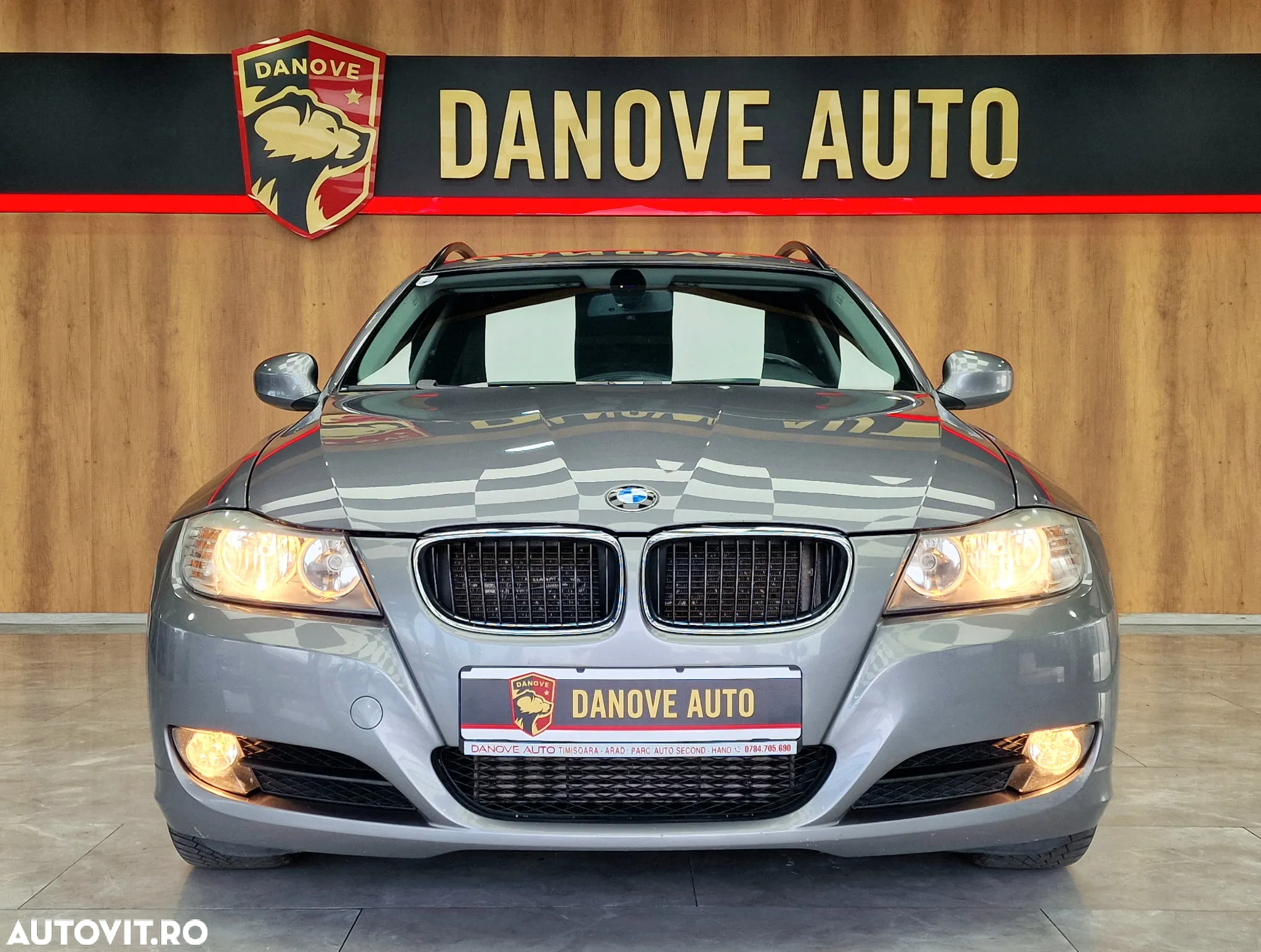 BMW Seria 3 318d DPF Touring - 2
