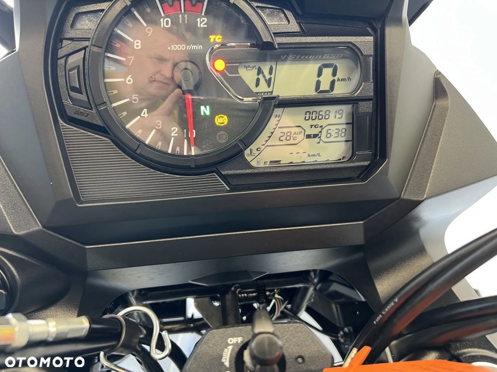 Suzuki V-STROM - 21