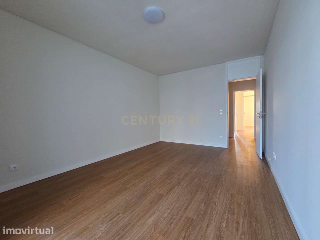 Arrendamento | Apartamento T2 | 1º Andar| Terraço | Leça da Palmeira - Grande imagem: 3/25