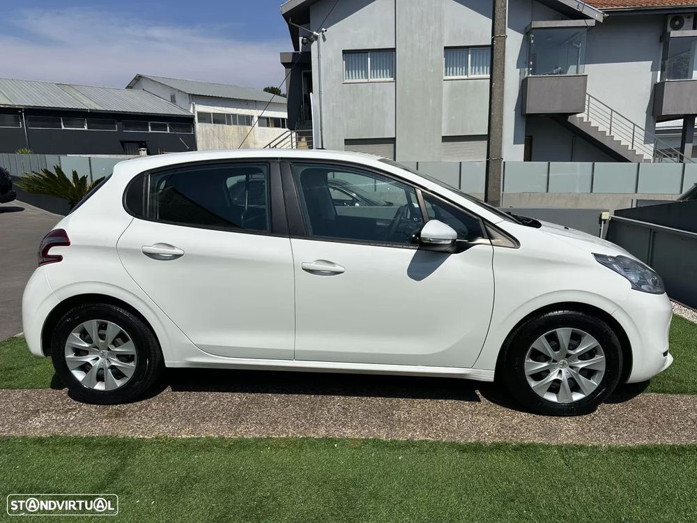 Peugeot 208 hdi active - 16