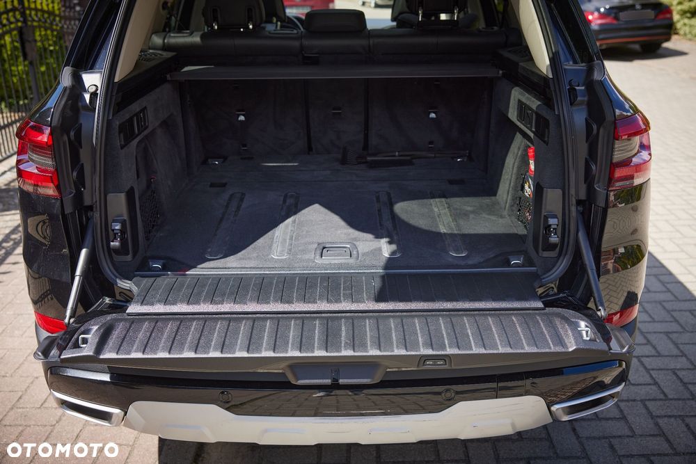 BMW X5 xDrive40d mHEV - 13