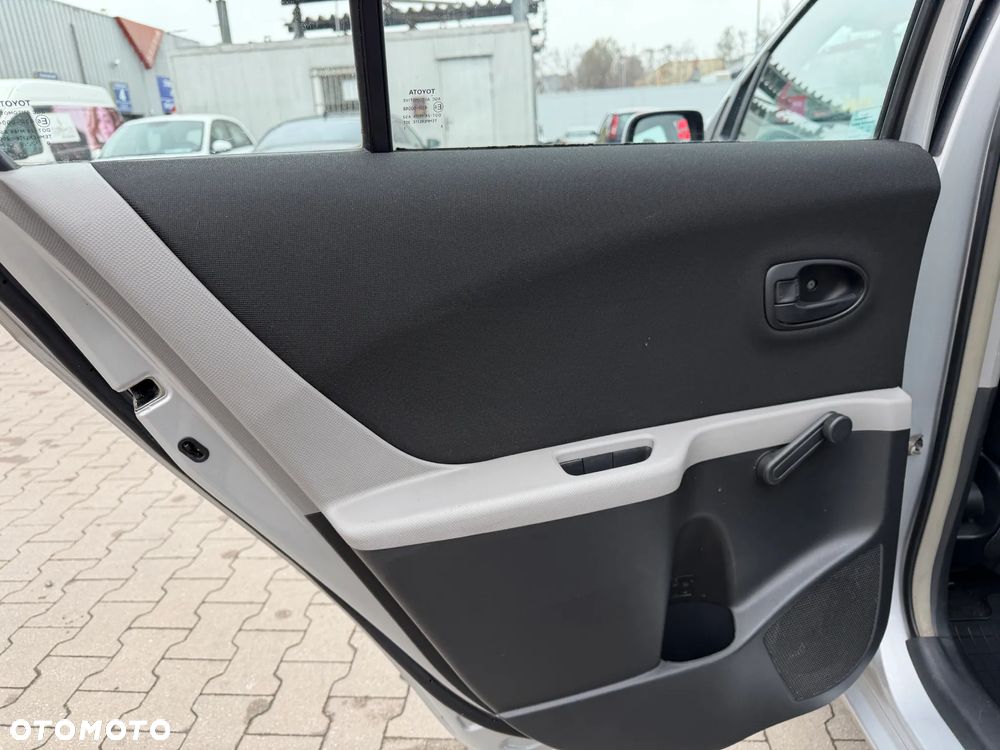 Toyota Yaris 1.33 Active - 20