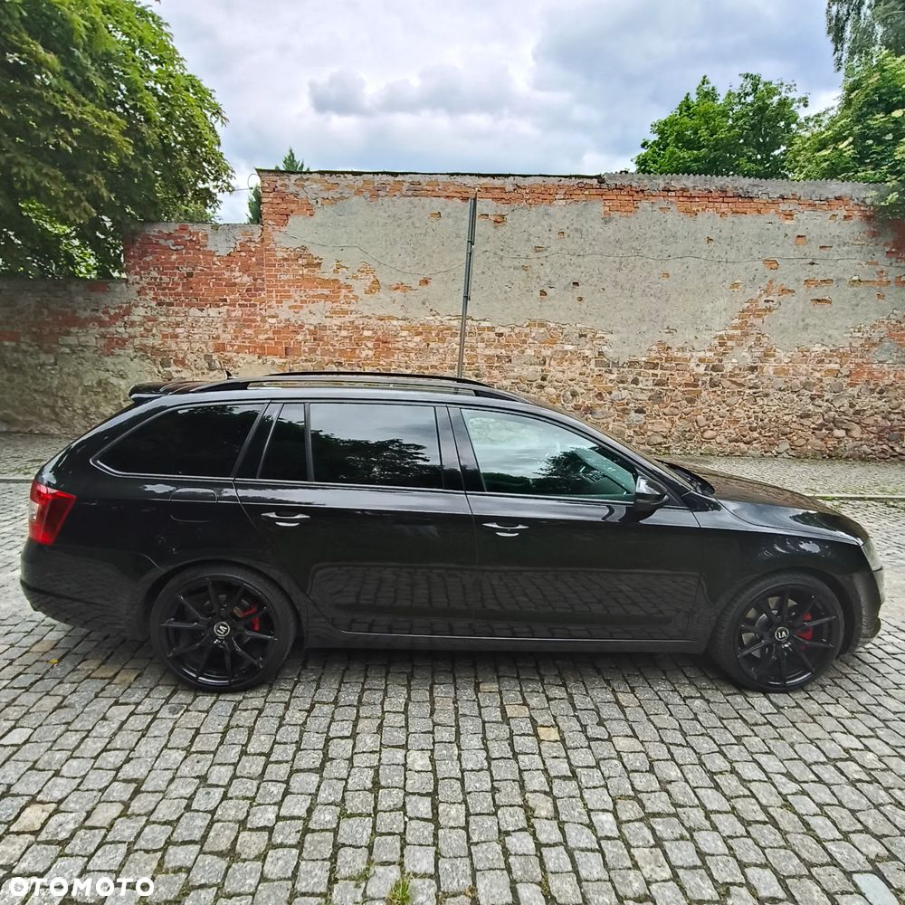 Skoda Octavia 2.0 TDI RS DSG - 4