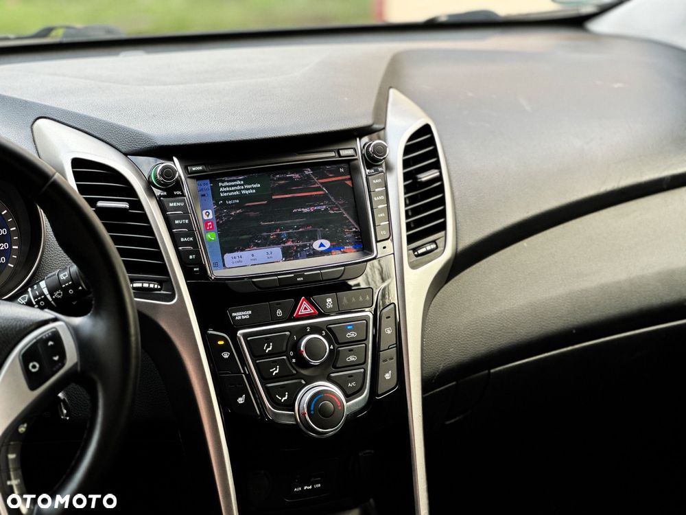 Hyundai i30 1.6 CRDI Fifa World Cup Edition - 33