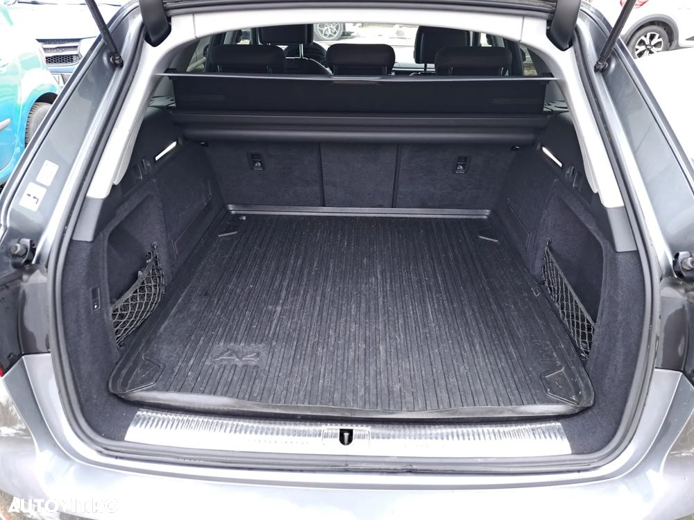Audi A4 Avant 40 g-tron S tronic S line - 29