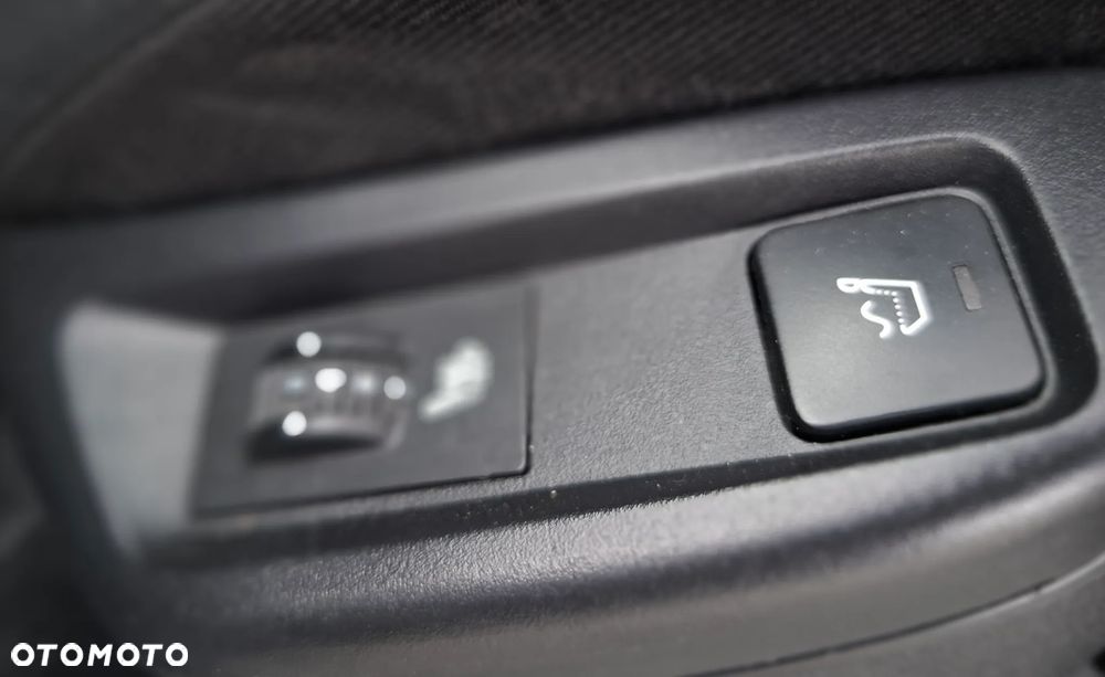 Citroën C5 2.2 HDi Exclusive - 25