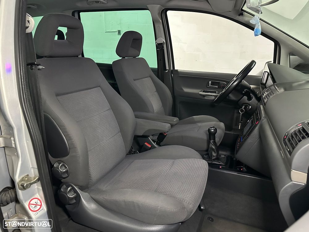 VW Sharan 1.9 TDI Highline - 12