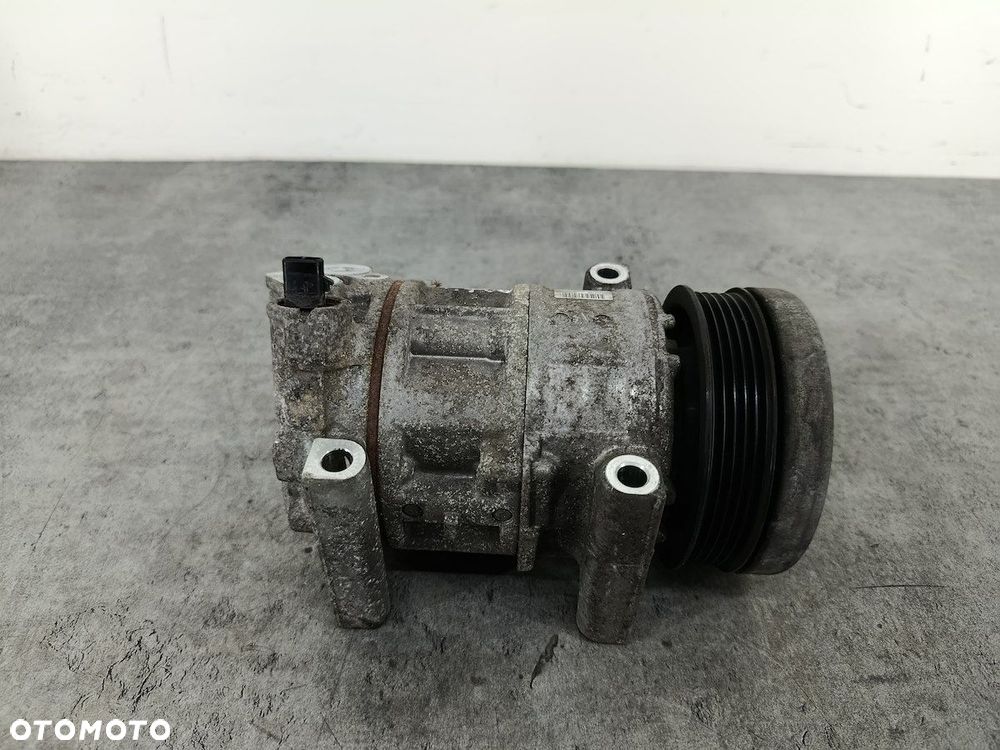 SPRĘŻARKA KLIMATYZACJI FIAT GRANDE PUNTO 5D3375200 447190-2151 DENSO 1.4 8V - 8