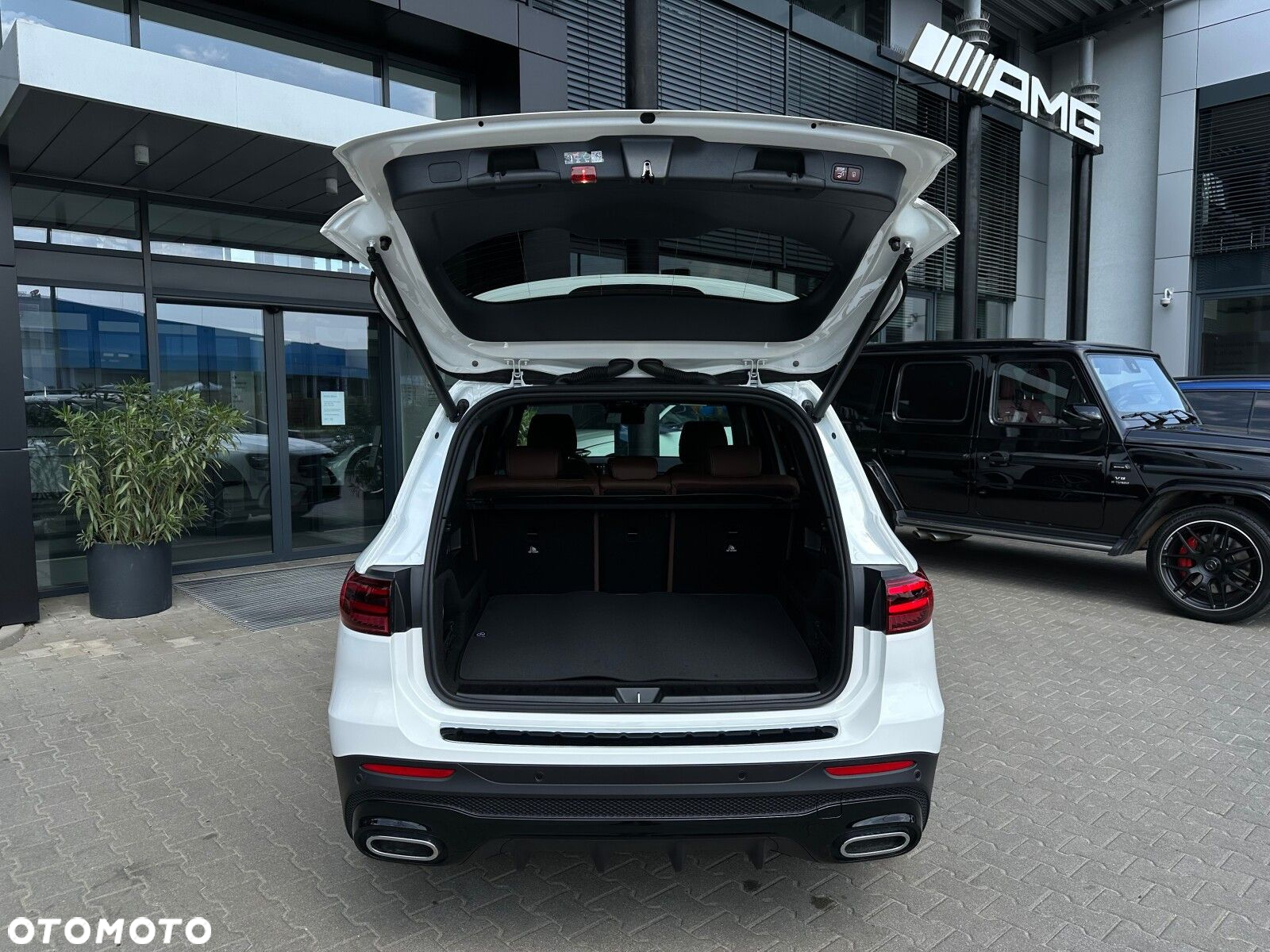 Mercedes-Benz GLB - 20