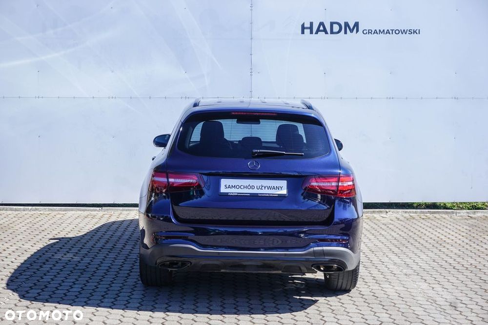 Mercedes-Benz GLC 250 4Matic 9G-TRONIC AMG Line - 5