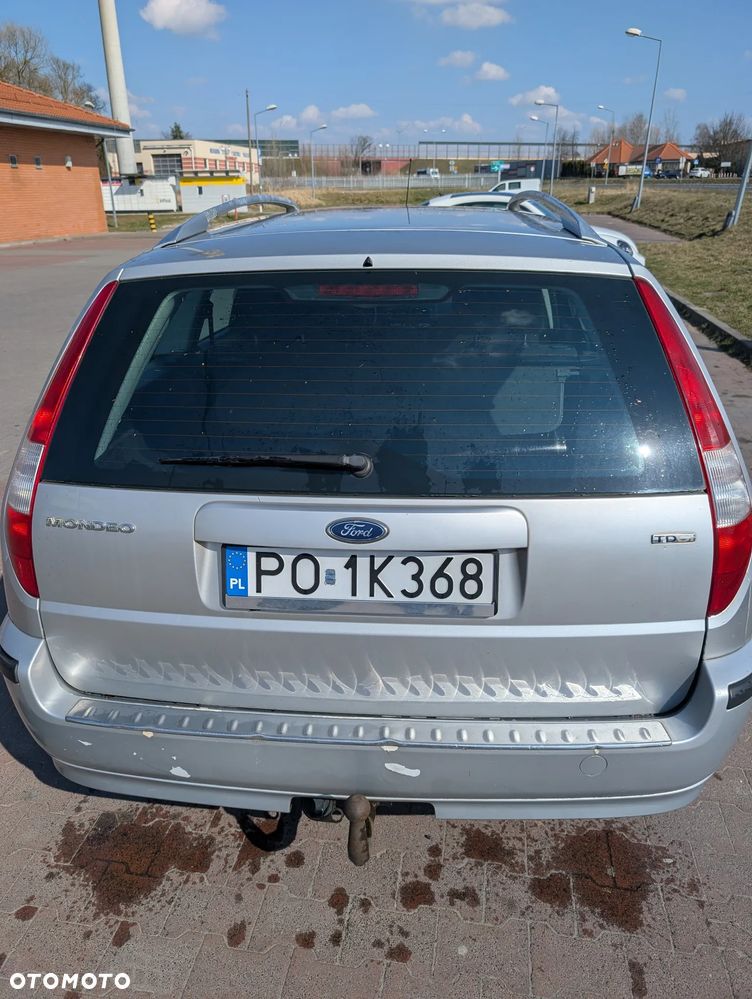 Ford Mondeo 2.0 TDCI Ghia - 8