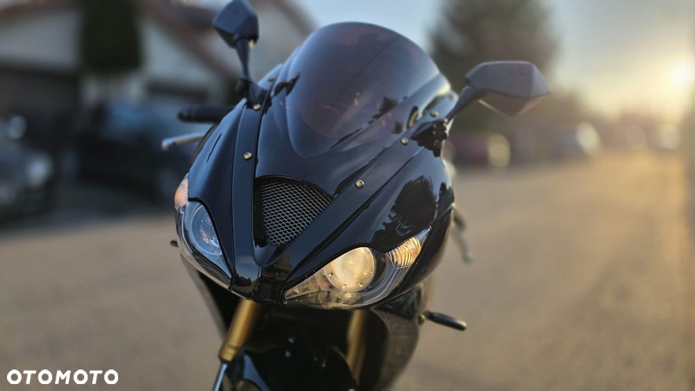 Triumph Daytona - 17